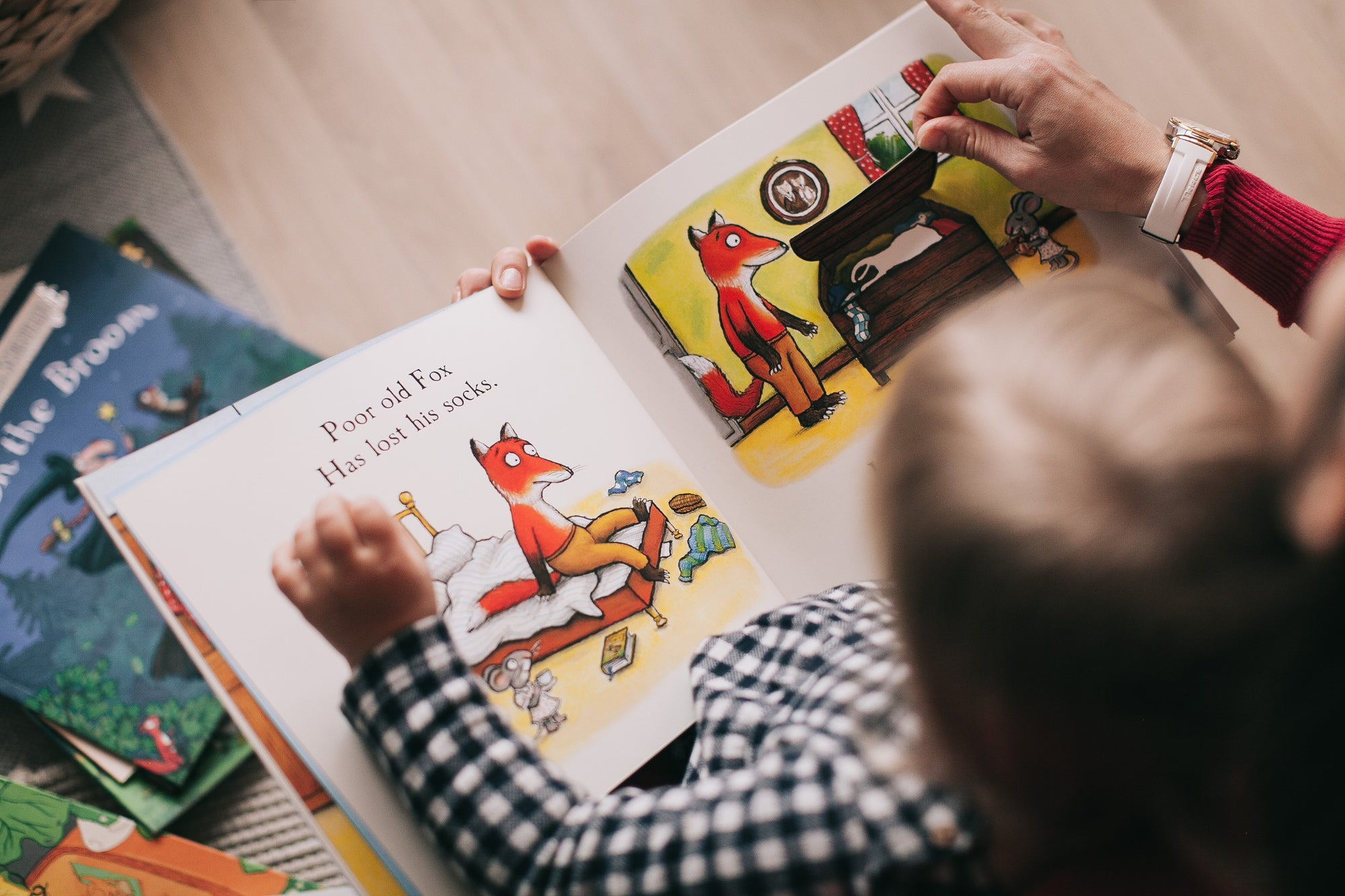 5 Benefits of Reading Aloud to Children